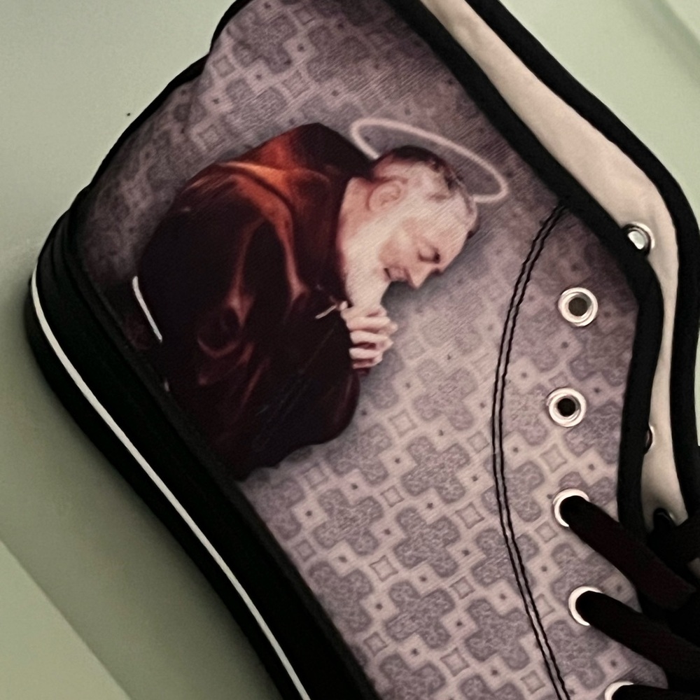 Men’s hi-top sneakers. Size 11. Pictures Catholic Saint Padre Pio, gray/black.
